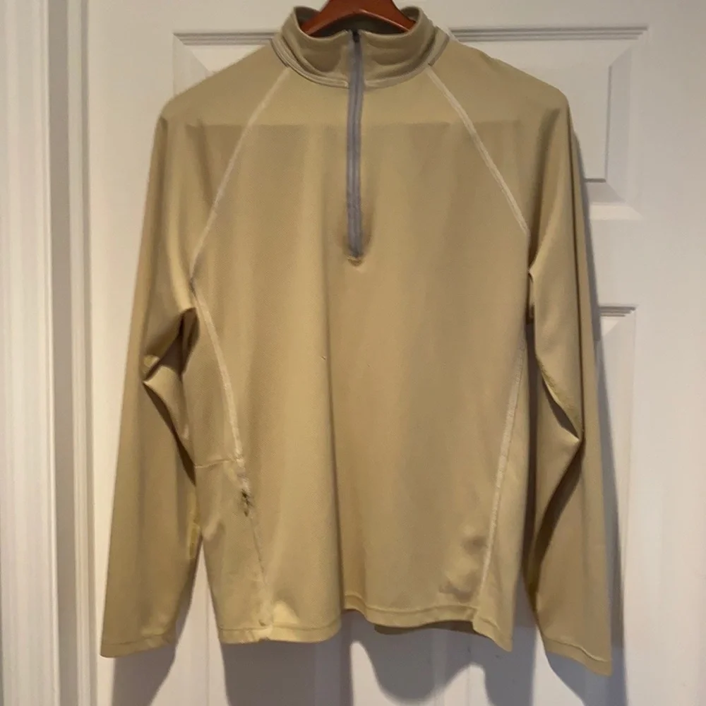 Athletic pullover - Picture 1 of 1